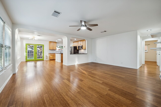 Photo - 4308 Dos Cabezas Dr