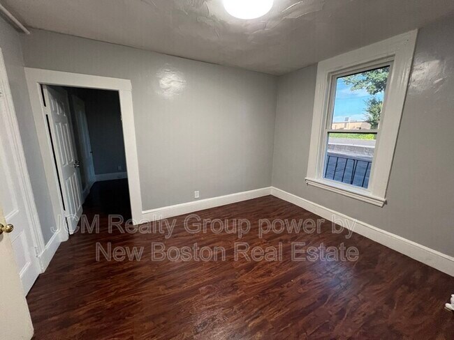 Photo - 64 Hollis St Unit 13