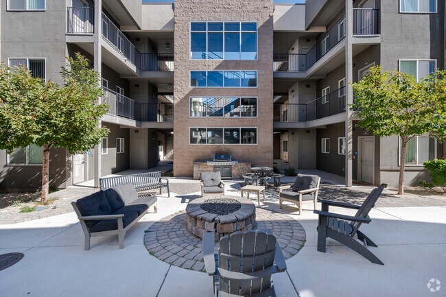 Wolf Run Student Living