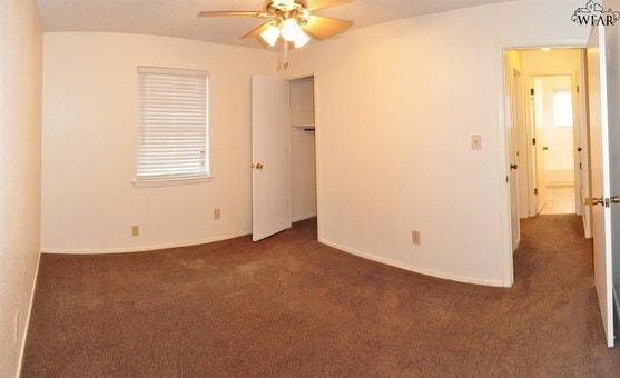 Photo - 2911 Featherston Avenue