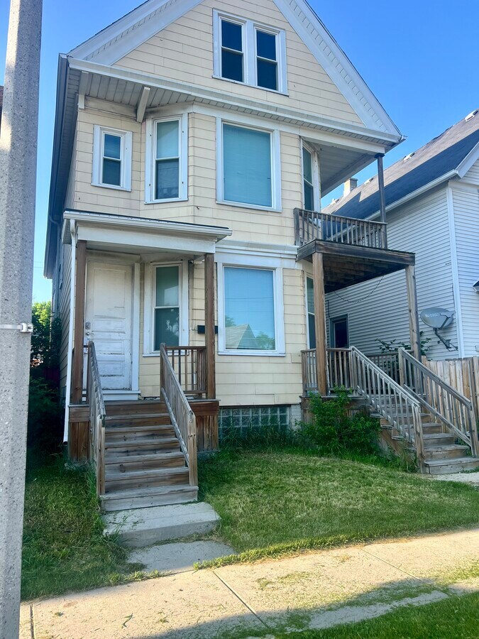 Photo - 1908 W Greenfield Ave Townhome