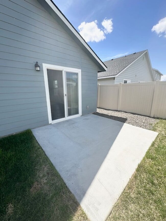 Photo - Stunning Modern Home in Desirable Star, Idaho