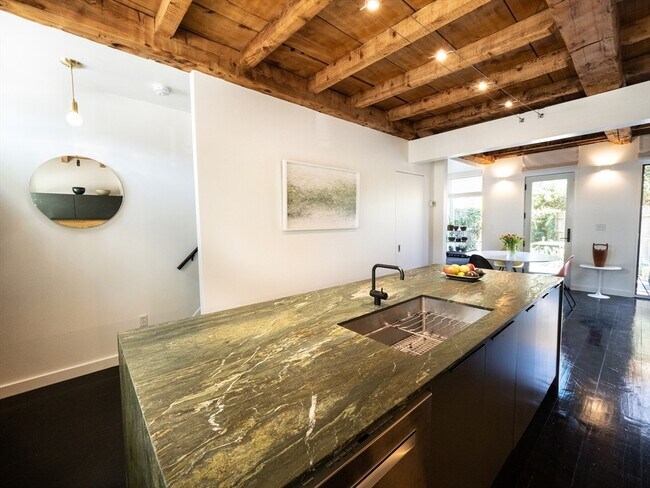 Photo - 214 Third St
