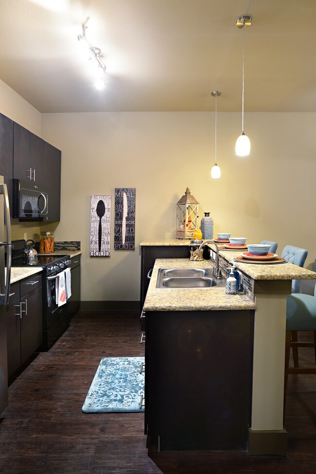 Urban Square Apartments For Rent in Denton, TX