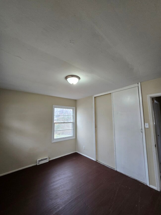 Photo - 238 Estridge Rd