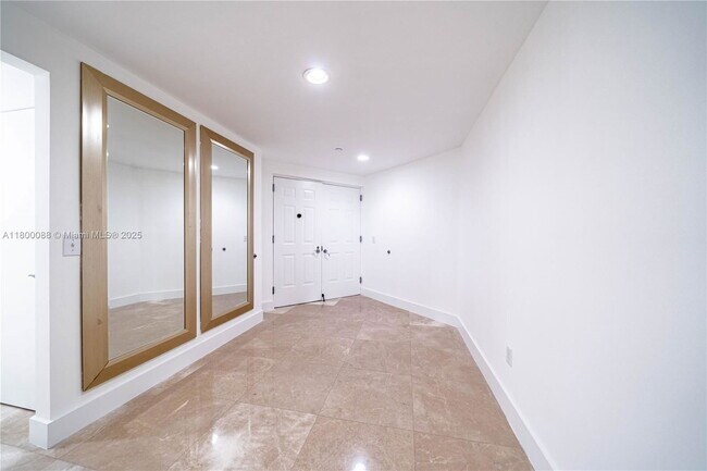 Photo - 3330 NE 190th St Unit LPH14