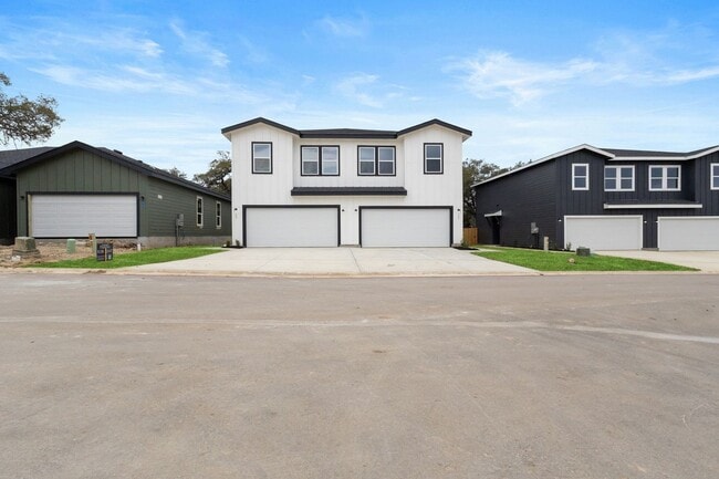 Building Photo - New Luxury homes! Call Now!! 830-327-8773