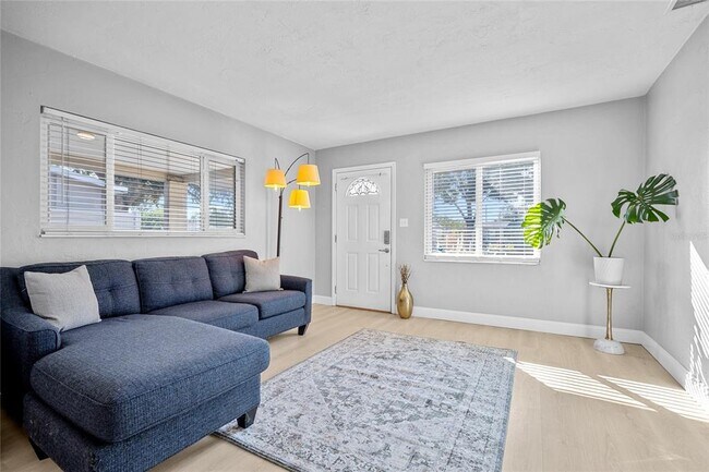 Photo - 1513 56th Ave N