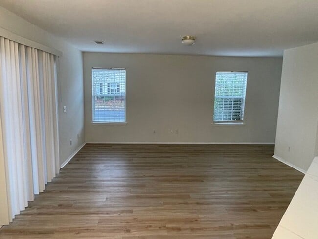 Photo - Four Bedroom Town Home with Two Car Garage in University Park-Renovated!