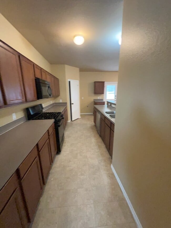 Photo - 808 Katydid Ct