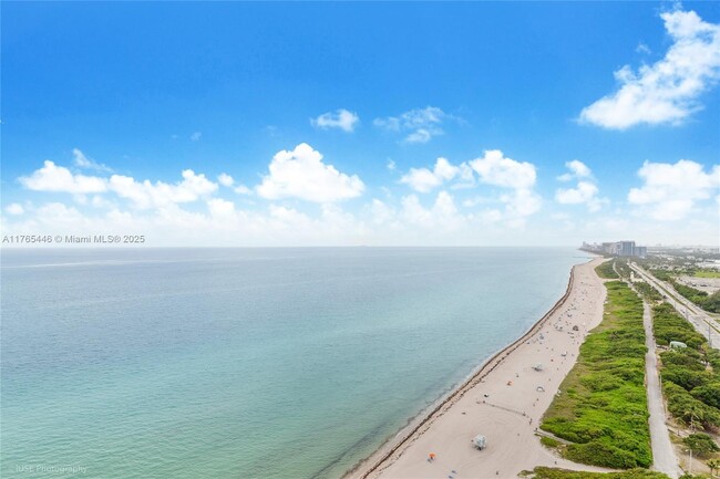 Building Photo - 15701 Collins Ave Unit 2405 Rental