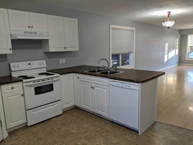 312-399 99 Ave