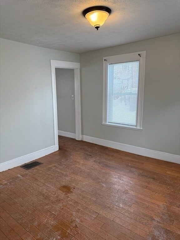 Photo - 104 Billings Rd