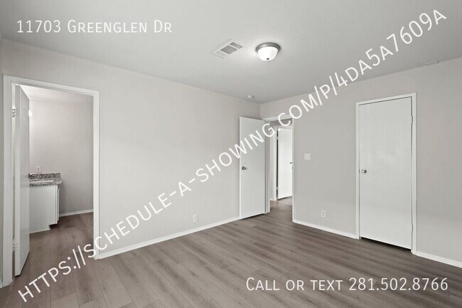 Photo - 11703 Greenglen Dr