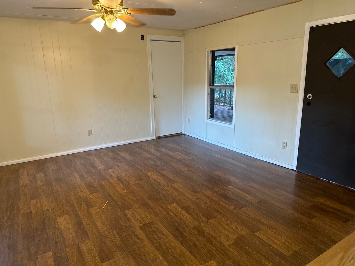 Photo - 3064 Safronia Shores Rd