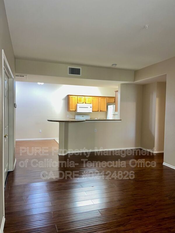 Photo - 24909 Madison Ave