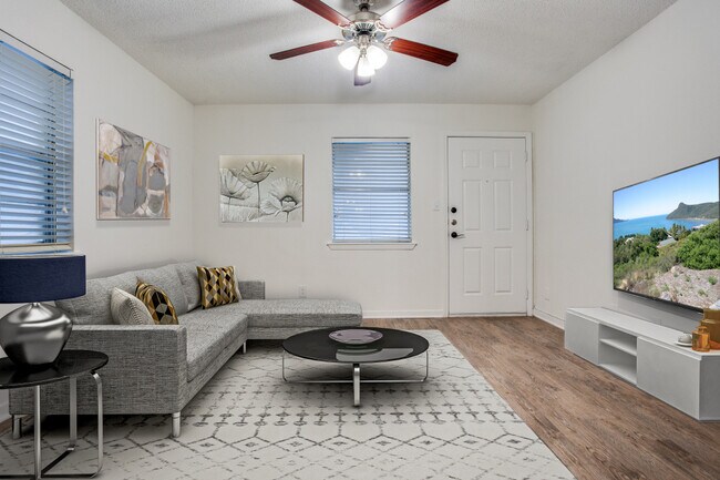 Photo - Eastwood Apartments