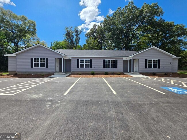 212 Tabor Dr