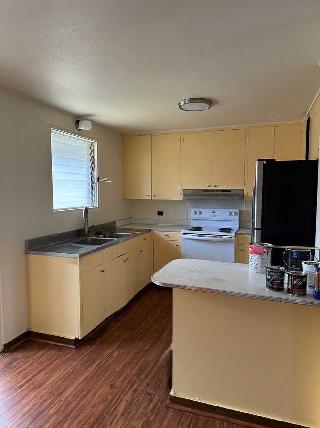 Photo - 373 Waiale Rd