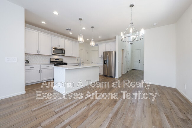 Building Photo - 7867 S Walnutview Dr Rental
