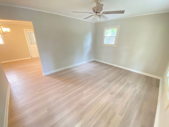 Photo - Fully Renovated 3bed/1ba House in 2021 located in North Kannapolis off Hwy 29