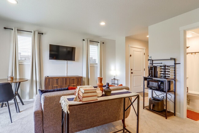 4668 SE 2nd St Unit SI ID1631299P