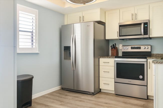 Photo - Beautiful Gulf Access Condo • Flexible Furnishing • 3 - 12 Month Rental