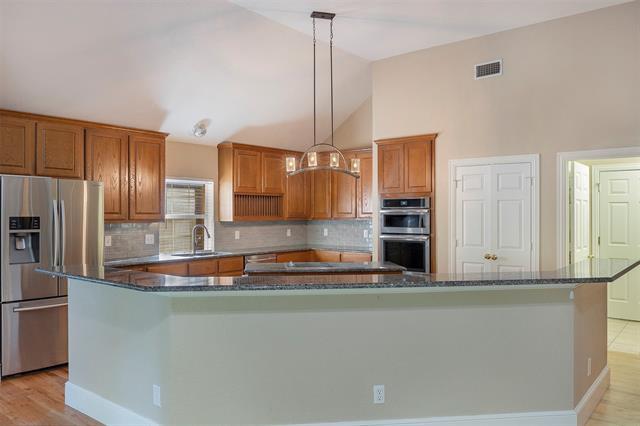 Photo - 109 Killdeer Ct