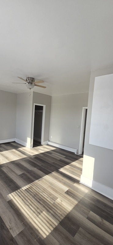 Photo - 822 E River Dr