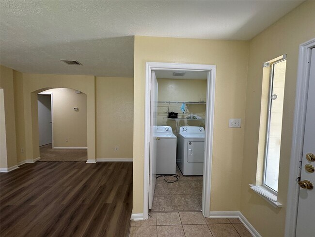 Photo - 20711 Sycamore Wood Dr