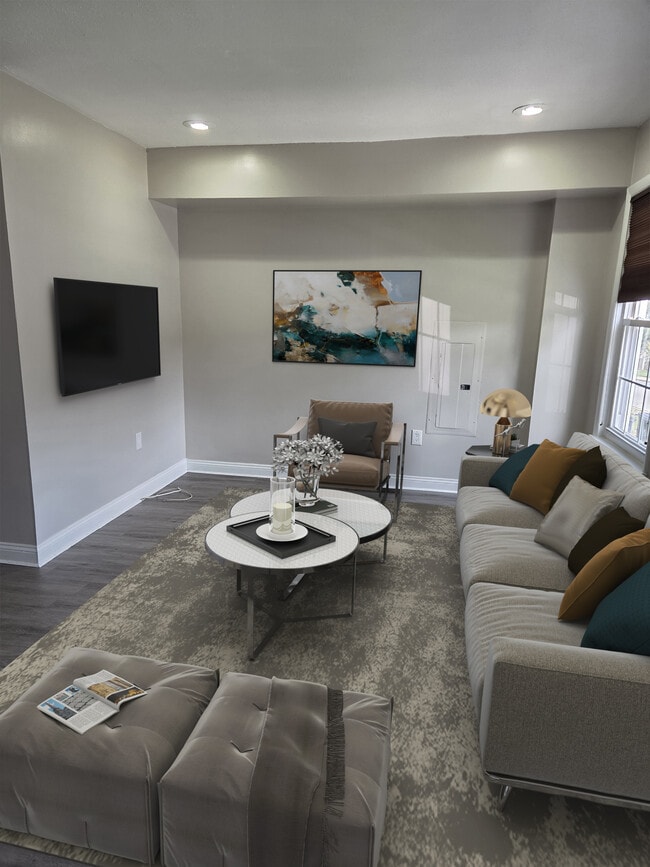 Photo - 1010 58th Ave