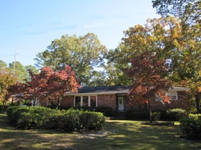 Building Photo - Forest Acres