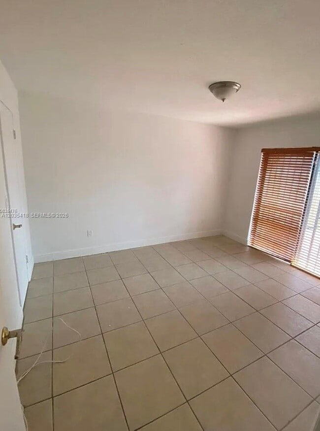 Photo - 4933 SW 135th Pl
