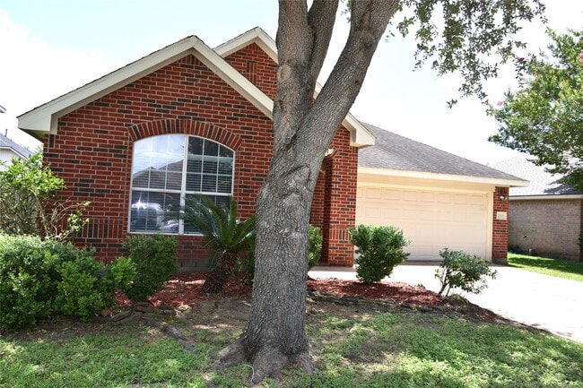 Building Photo - 2705 Hewn Rock Way