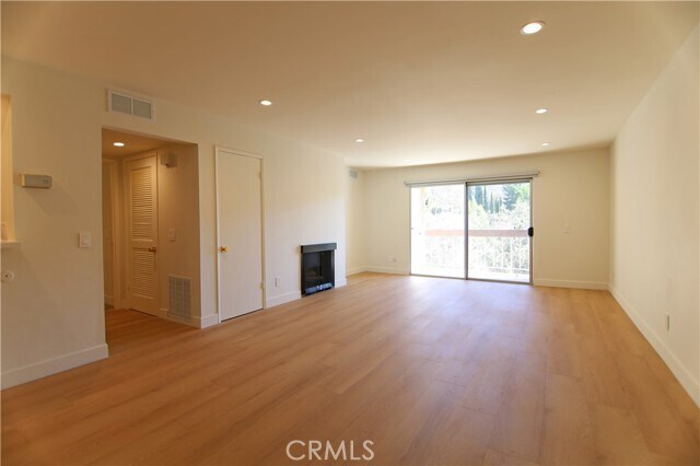 Building Photo - 3481 Stancrest Dr