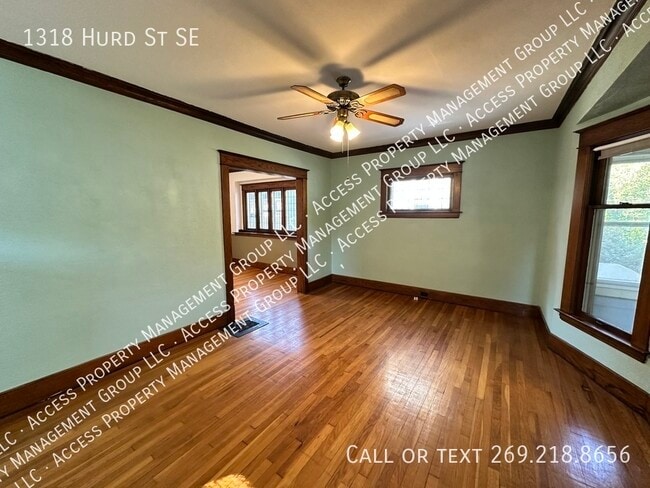 Photo - 1318 Hurd St SE