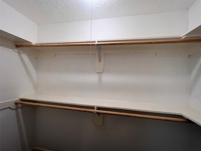 Photo - 2412 Stuart St