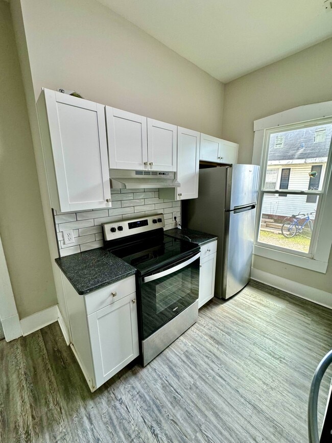 Photo - 505 N Houston St