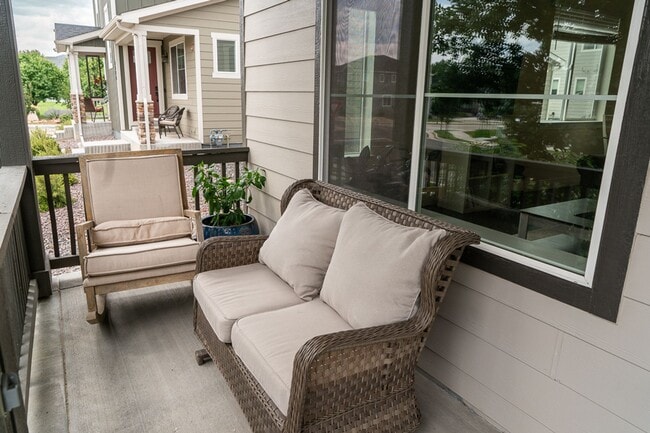 Photo - Students Welcome! 2 Story townhome in Registry Ridge---furnished option available