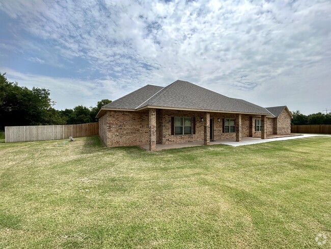 Building Photo - 13132 NE Jaguar Ln Rental