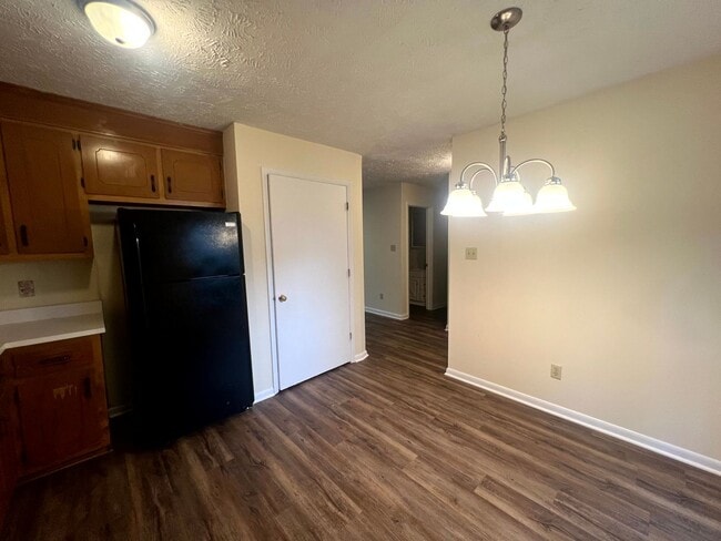 Photo - 417 Nottingham Dr