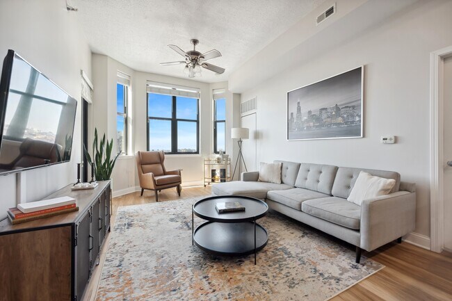 Photo - 1464 S Michigan Ave Unidad 1207