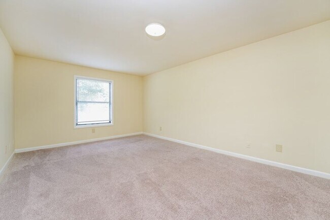 Photo - 774 Northern Ave Unit A14