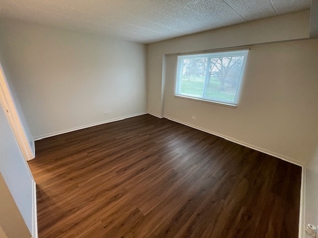 Unit C15 (2Bed/1.5 Bath) - Lakeview Terrace Apartments