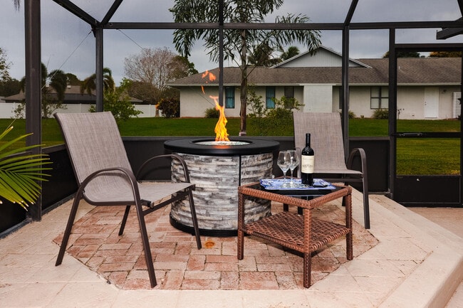 Photo - 2411 NE Pinecrest Lakes Blvd