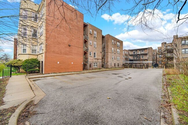 Photo - 7017 S Merrill Ave Unit 305