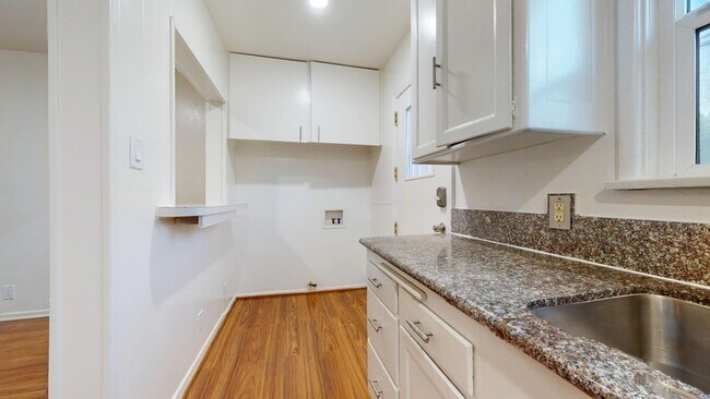 Photo - 9026 Reading Ave