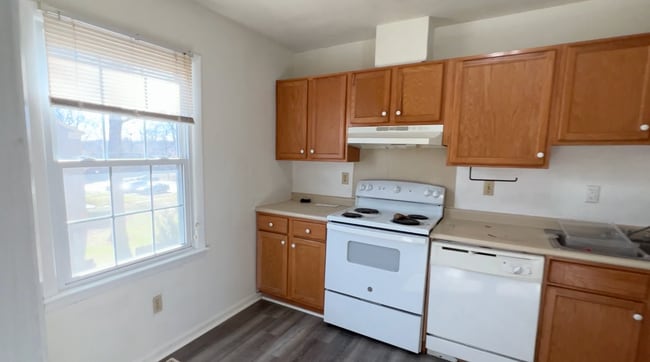 Photo - 4 BR / 2.5 BA Townhome in Blacksburg, Available For Fall 2026