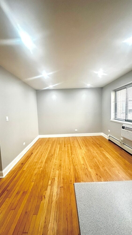 Photo - 6954 N Sheridan Rd Unit 312