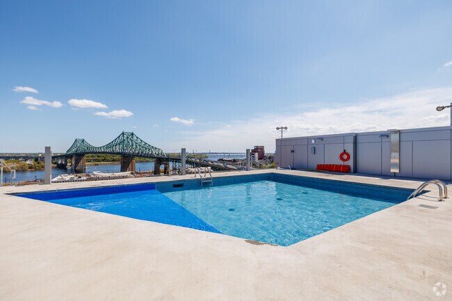 Pool - Esplanade Cartier - Phase 3